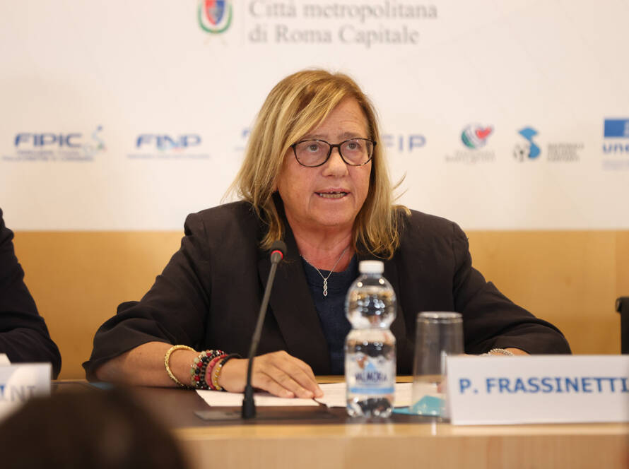 Frassinetti: contro bullismo scuola e famiglia insieme