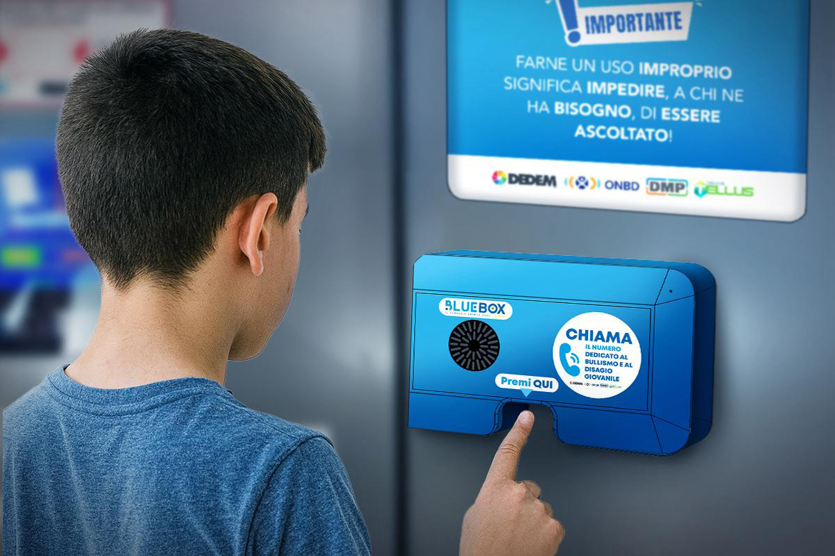 BLUE BOX – Dove il coraggio prende voce